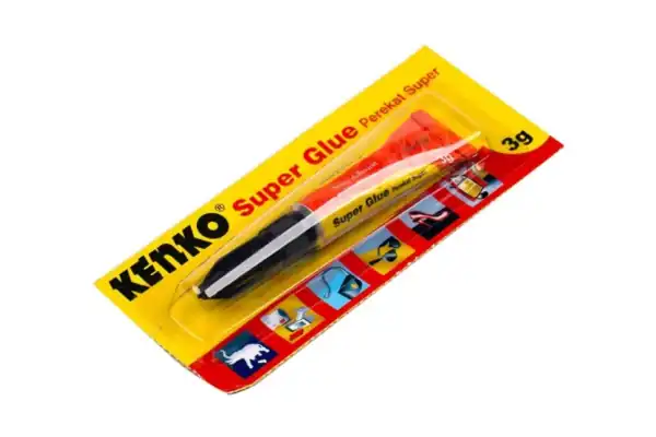 7 Lem Sepatu di Alfamart Untuk Memperbaiki Sepatu Kesayangan 3 lem sepatu Kenko Super Glue SG-03A